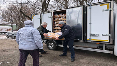 До сільських населених пунктів Печенізької громади продовжує надходити гуманітарна допомога у вигляді хліба До сільських населених пунктів Печенізької громади продовжує надходити гуманітарна допомога у вигляді хліба